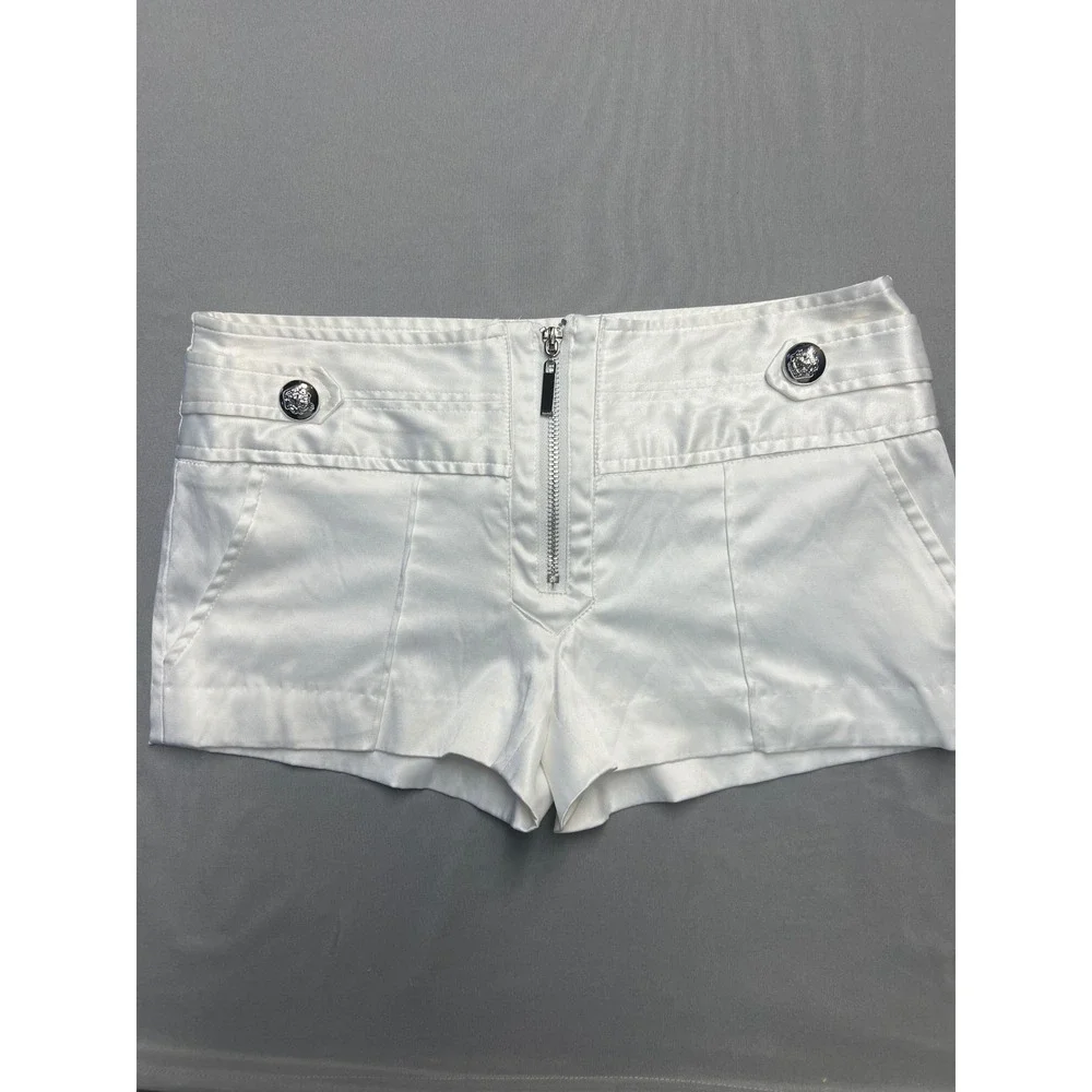 Star Style White Satin Exposed Zip Hot Pants Mini Shorts Silver Buttons Size 3